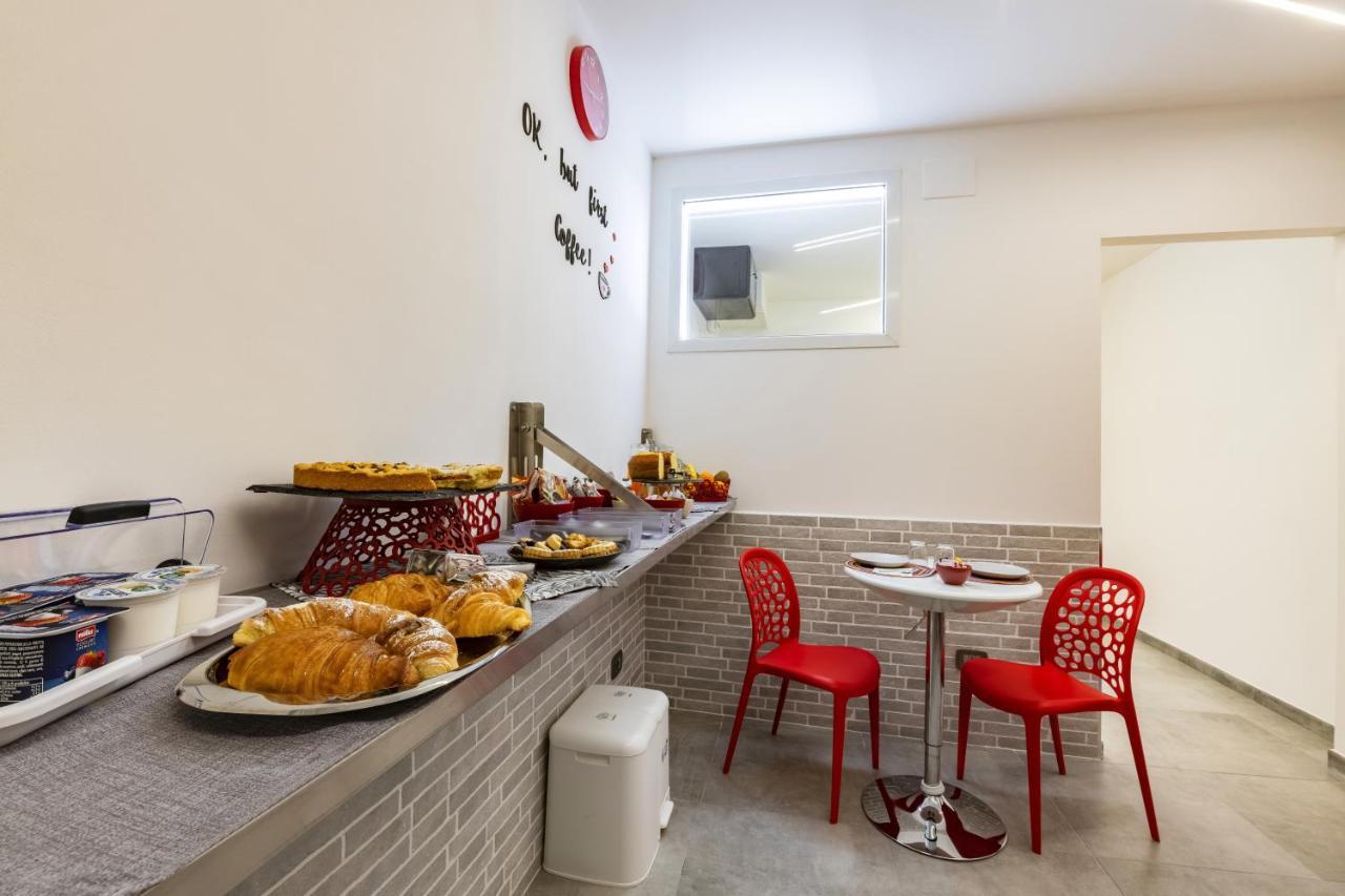 Bnb Aria Di Mare Санта-Маринелла Экстерьер фото